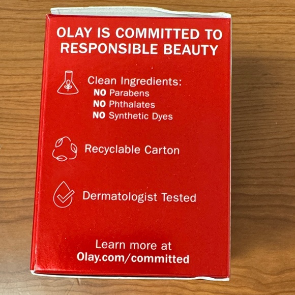 OLAY Regenerist Whip Hydrating Moisturizer w/SPF - NEW - Picture 6 of 7